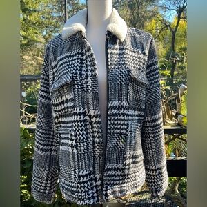 Cute hounds tooth jacket